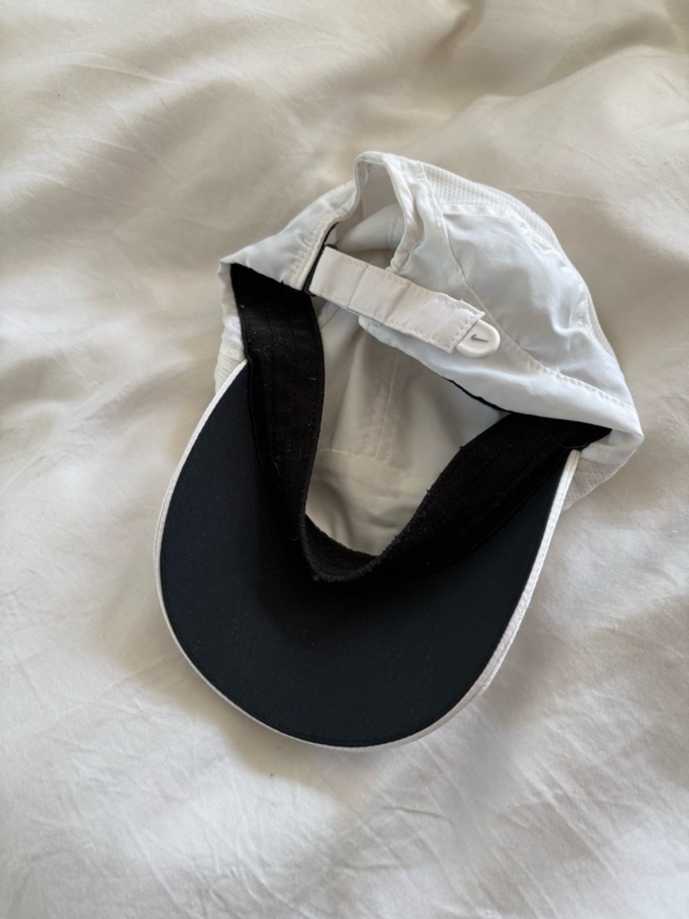 Nike White Cap with Black Swoosh - Picture 3 of 4